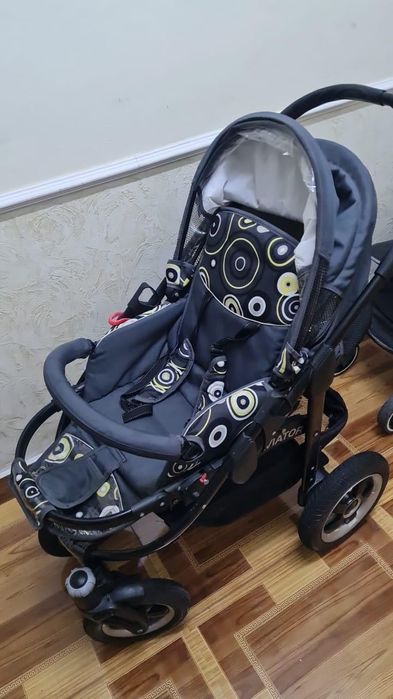 Продаю коляску детскую зима лето