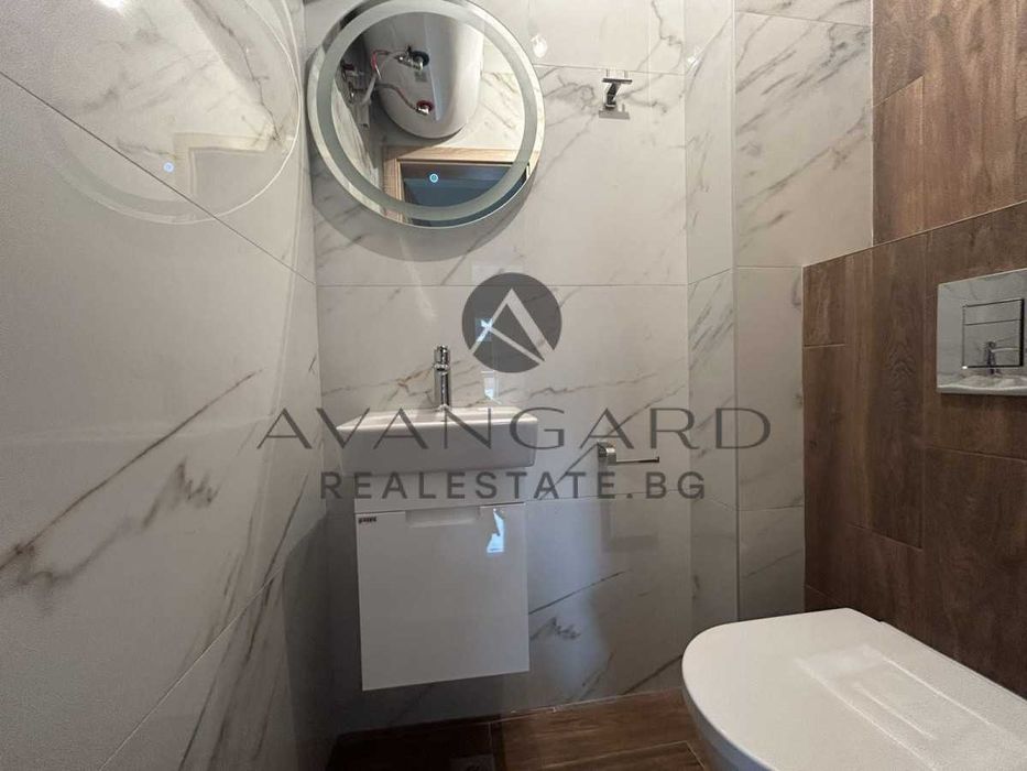 Продава се Четиристаен апартамент в Пловдив, Христо Смирненски - 109 кв.м за 1397 €/кв.м - Снимка #8