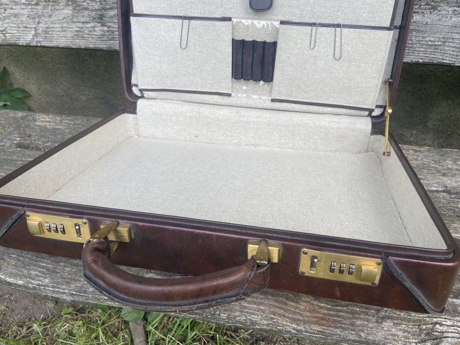 Servieta, geanta, diplomat din piele naturala