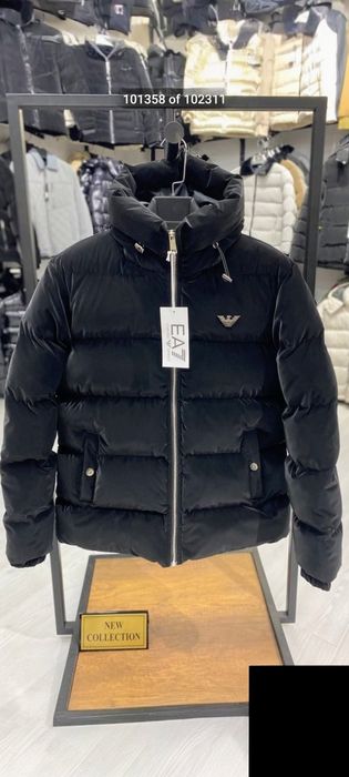 Нов модел. зимни якета на BURBERRY  MONCLER  ARMANI