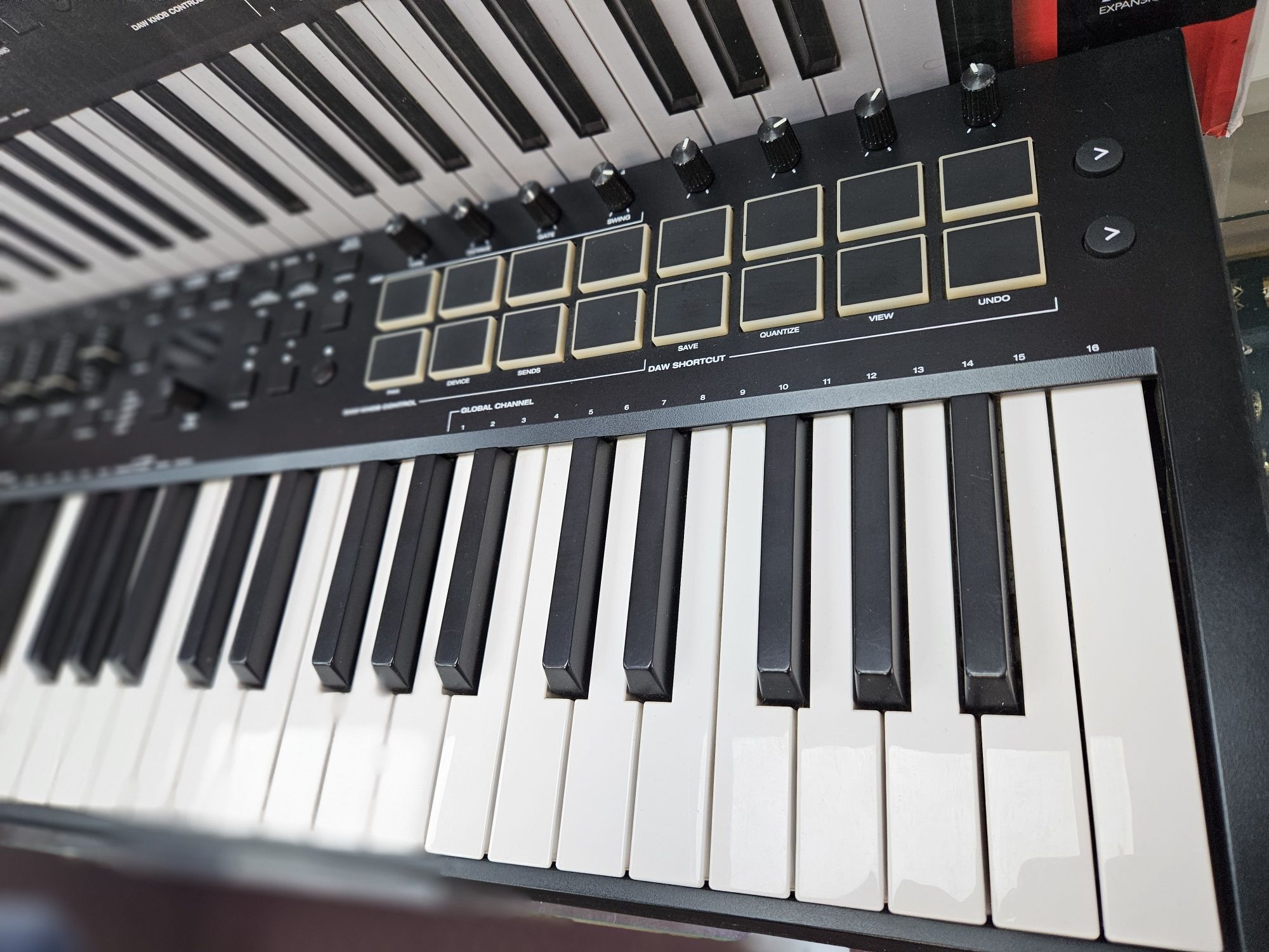 Amanet Vitan 107 Claviatura Midi M-Audio Oxigen Pro 49 Cutie