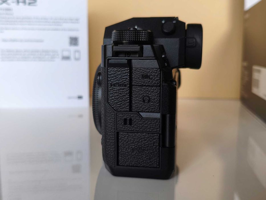 Фотоапарат Fujifilm X-H2