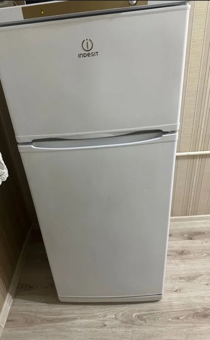 Холодильник бесплатно