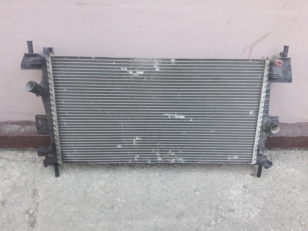 Radiator apa Ford Focus 3 , C-Max 2011-2014 1.6 Benzina