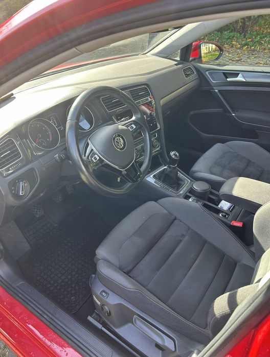 ANUNȚ VÂNZARE: VW GOLF 7 - 1.4 TSI 125 CP (2017) *Oferta deosebita*