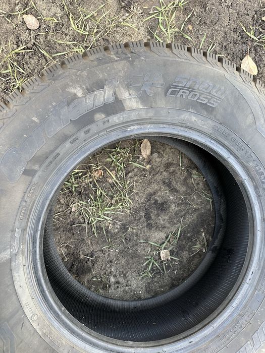 Зимняя резина 265/65/17