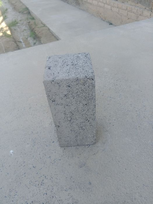 Jomboy shlaka blok