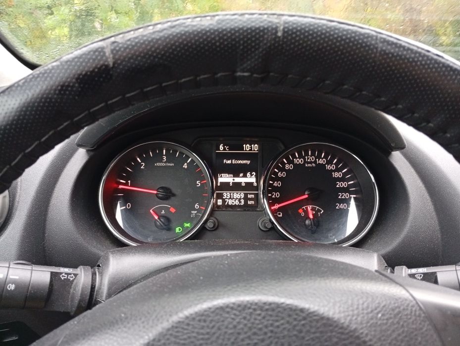 nissan qashqai an 2010