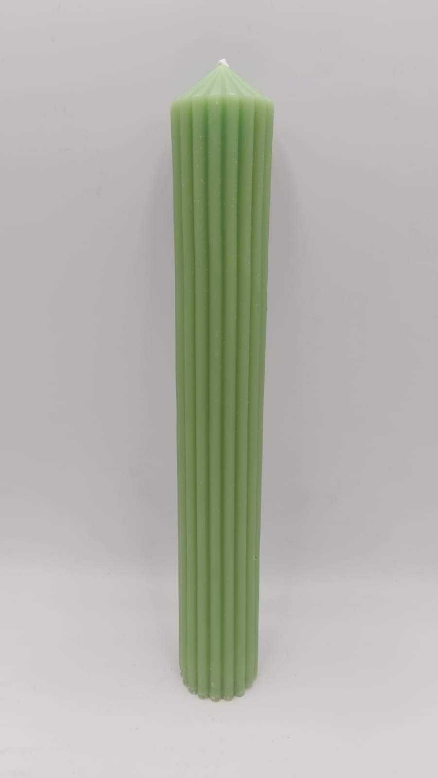 Lumanare din parafina cu 40 cm inaltime ,5 cm grosime /Bisericesti