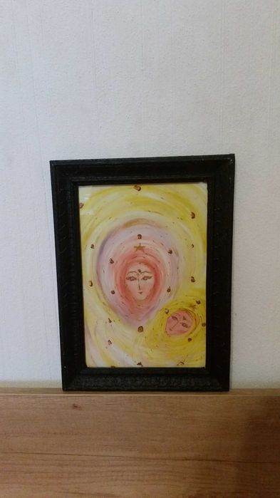 Мадоната с Младенеца, погледнато по друг начин. Много оригинално!