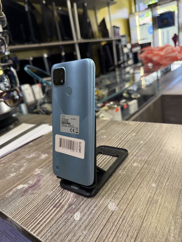 Смартфон Realme C21 64GB