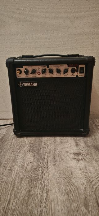 Продам комбо-усилитель Yamaha