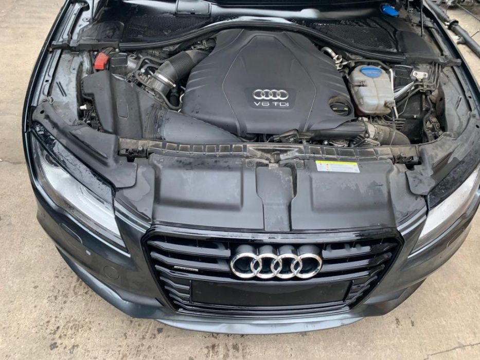 Dezmembrea audi a7 3.0d s linne/bara fata/usi/capota/audi a7/faruri/