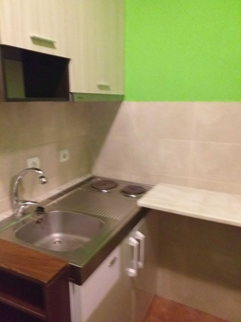 Дава се под наем Едностаен апартамент в Пловдив, Център - 25 кв.м за 204 € - Снимка #2