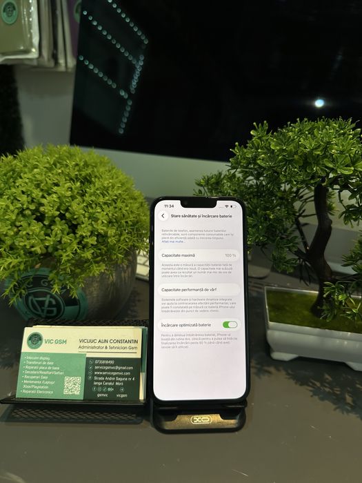 Magazin Vindem : Iphone 14 128 GB Reconditionat cu piese Originale !