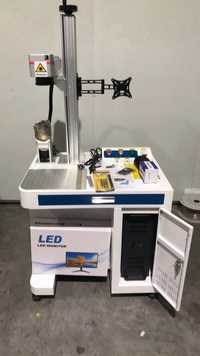 Лазерный маркиратор, лазерный гравер, fiber laser 30*30см 50w источник