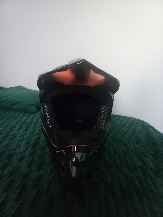 Cască full-face Silvis, mărimea M (57-58 cm), nouă