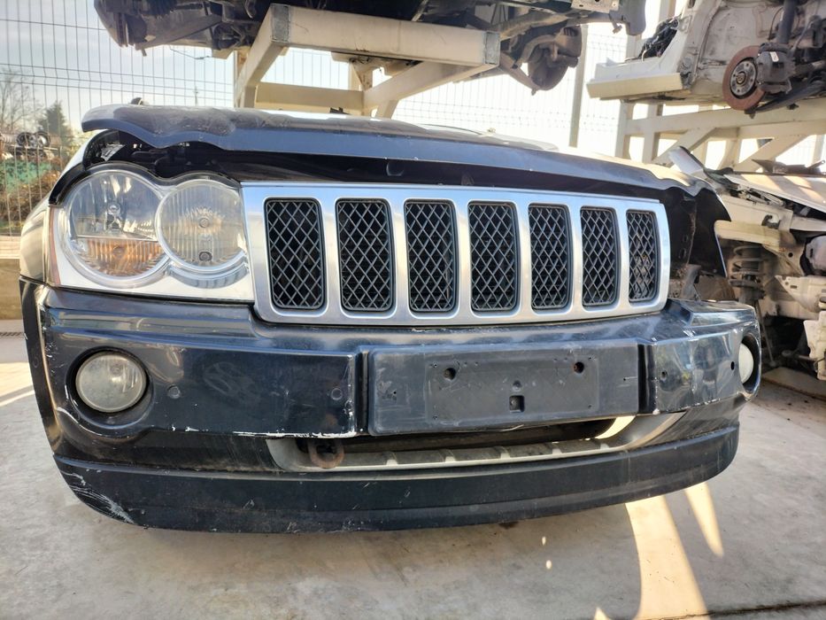 Предна броня с парктроници Jeep Grand Cherokee /Джип Гранд Чероки 2008