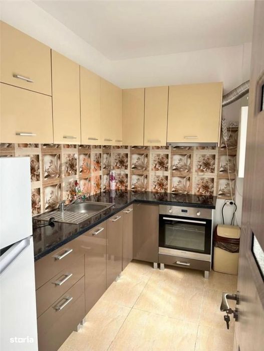 Garsoniera cf 1 decomandata zona  Centru