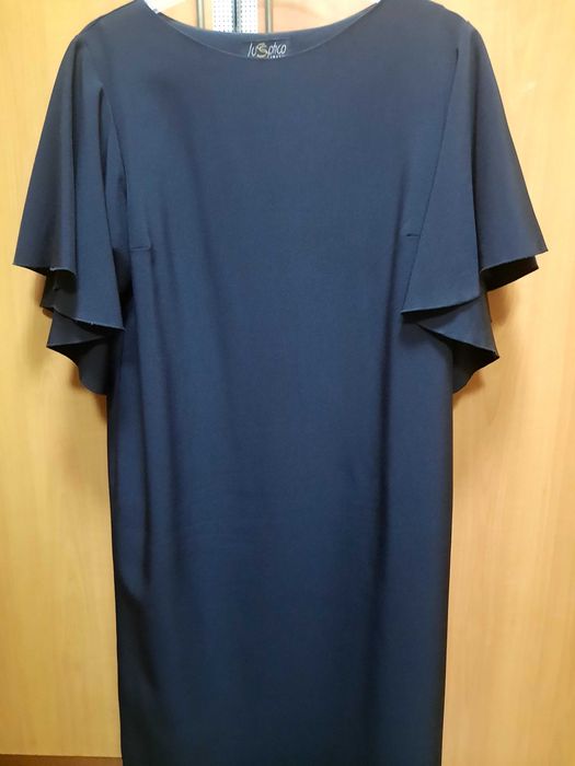 Продам нарядные платья, размер 50- 52