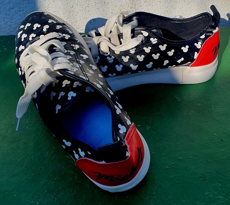 Adidas dama Mikey 40