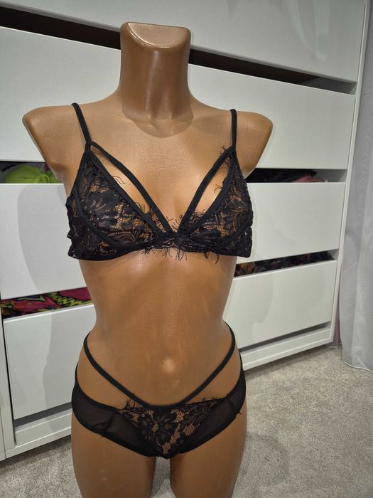 Seturi, bustiere, sutiene dantela NOI