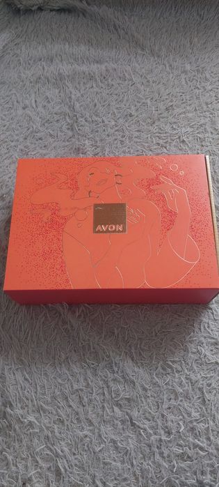 Подарочный набор Avon