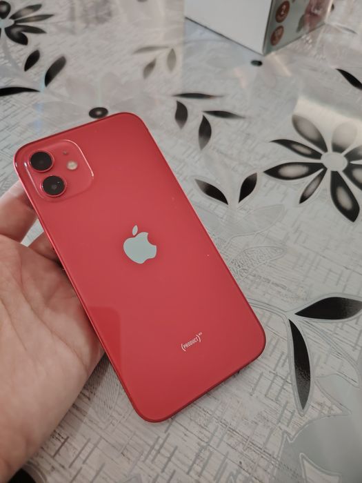 Vând   iPhone 12