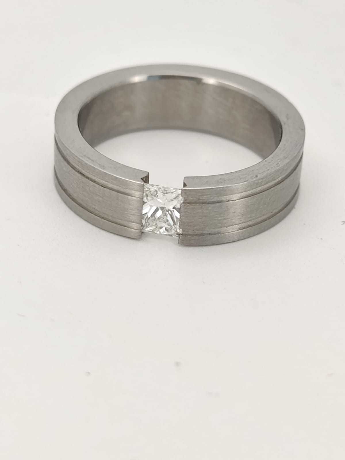 Inel tension cu diamant natural aprox 0.45ct