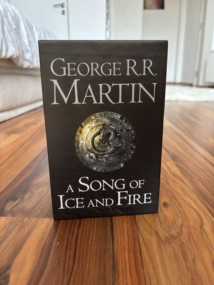 Game of thrones - всички книги