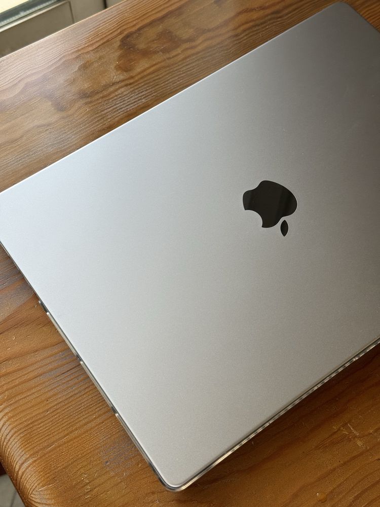 Macbook Pro M1 16inch