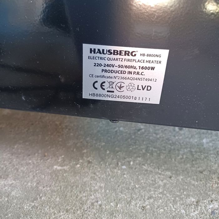 Vând radiator marca Hausberg.