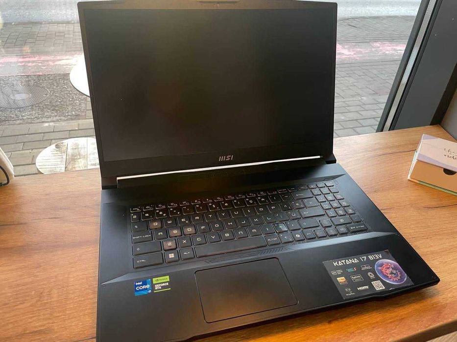 MSI Katana 17 B13V,17 inch,144 HZ,rtx 4060,i7-13620H,16GB ram,1TB SSD