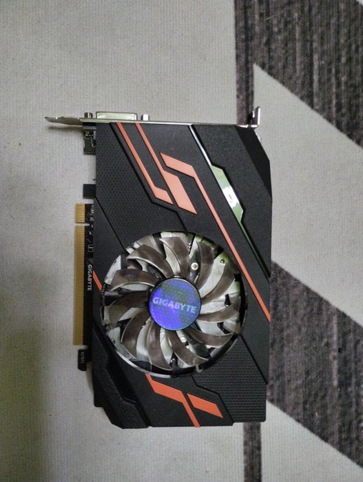 Видеокарта GT 1030 2gb