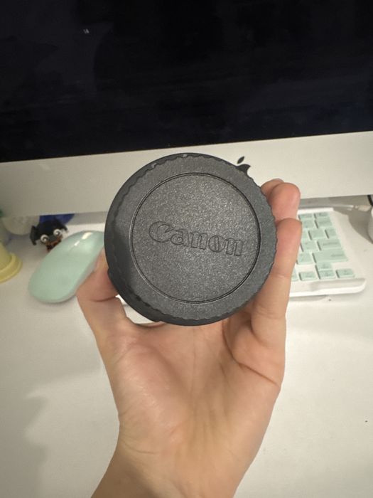 Obiectiv Canon- macro