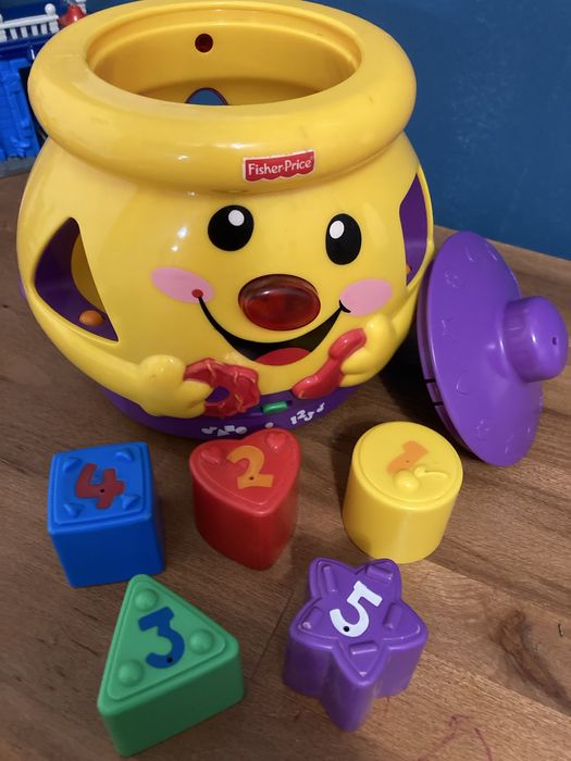 Pachet jucarii din lemn si tableta