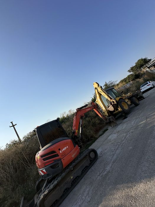 Inchiriere mini excavator 5tone - alimentare apa, gaz, canal, etc