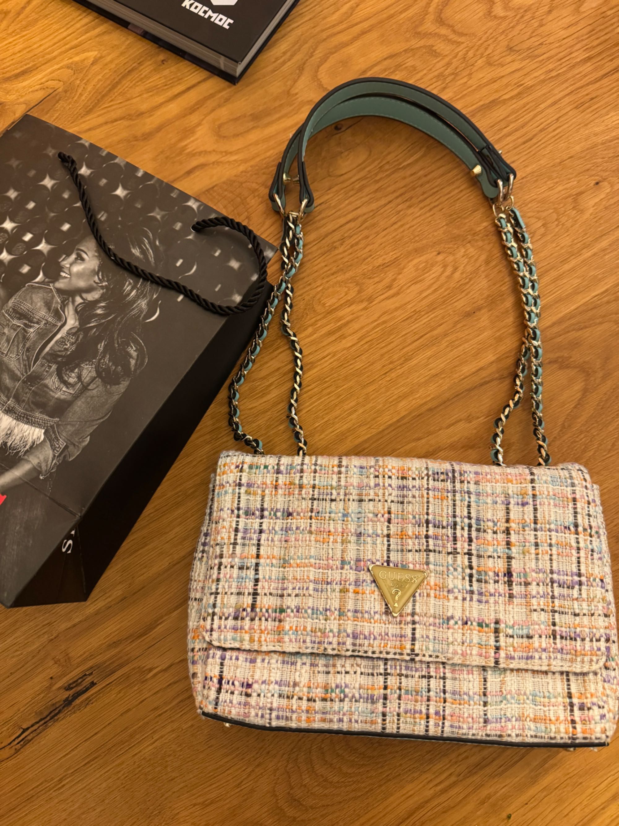 Guess нови оригинални чанти чанта с опаковка