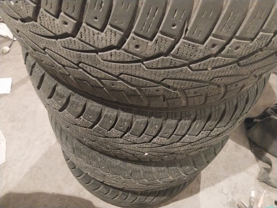 Резина зимняя R16