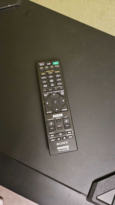 Продавам Аудио Система Sony Shake-X30D