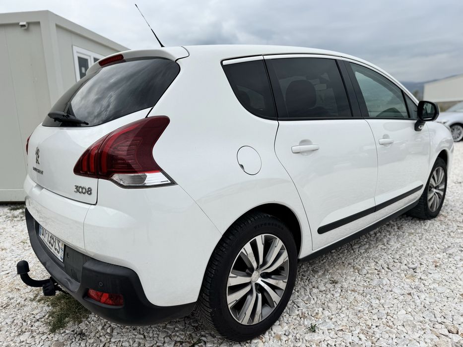 Peugeot 3008 1.6 HDI 120к.с 2015г. EURO 6