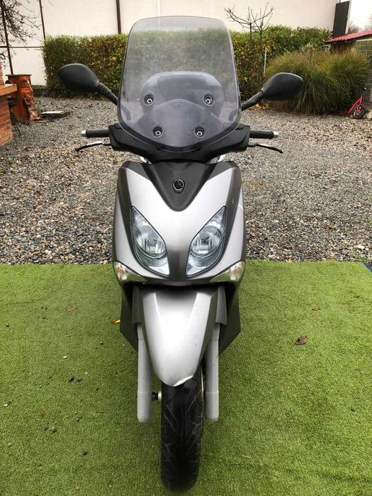 Vand scuter Yamaha X-City 250