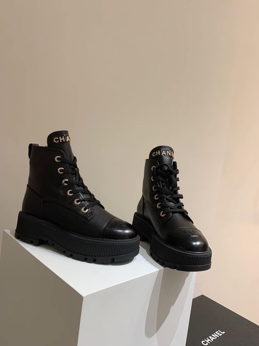 Обувки Chanel Естествена кожа