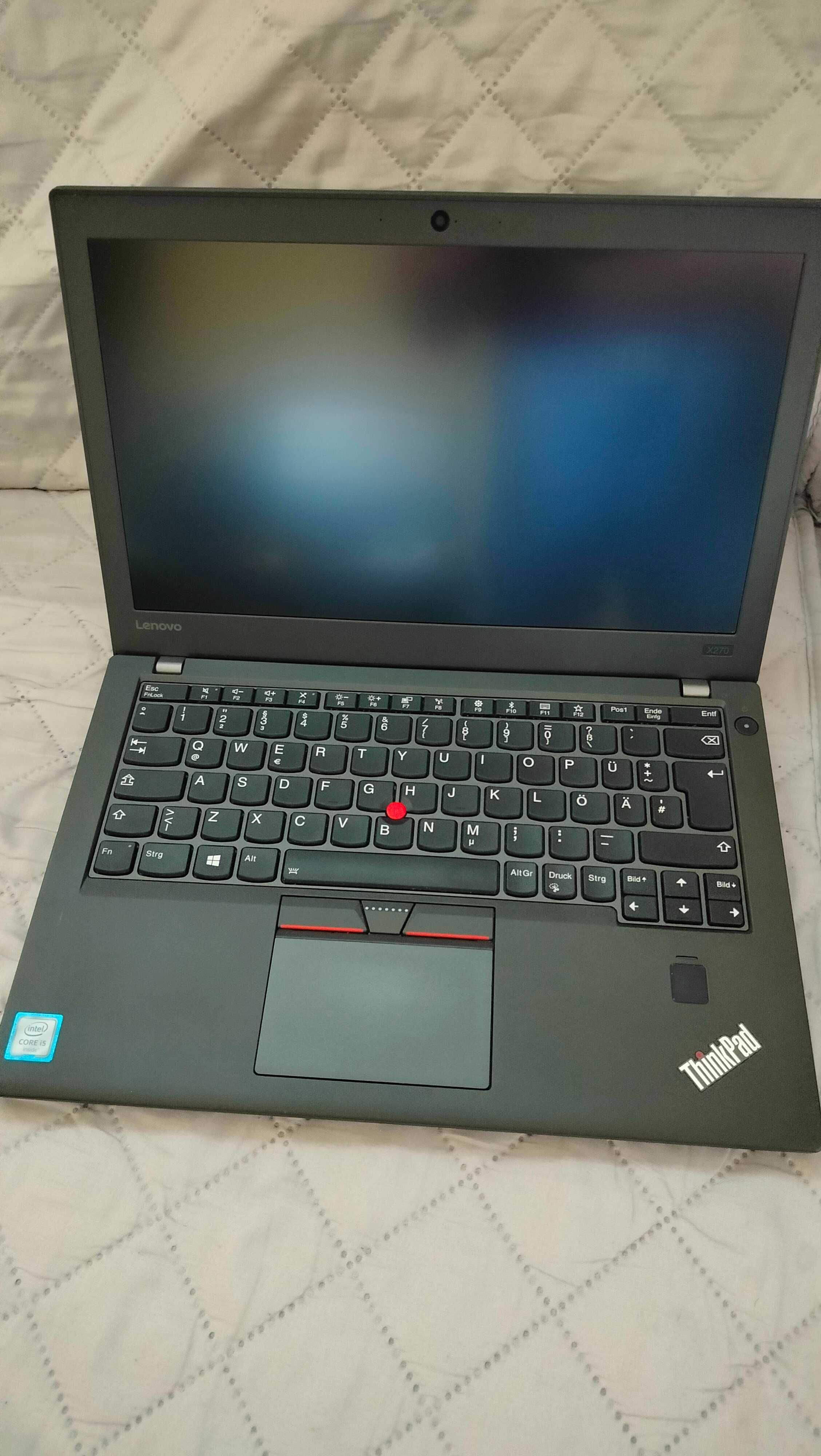 Lenovo ThinkPad X270 i5-7300U 8GB RAM 240GB SSD + втора батерия