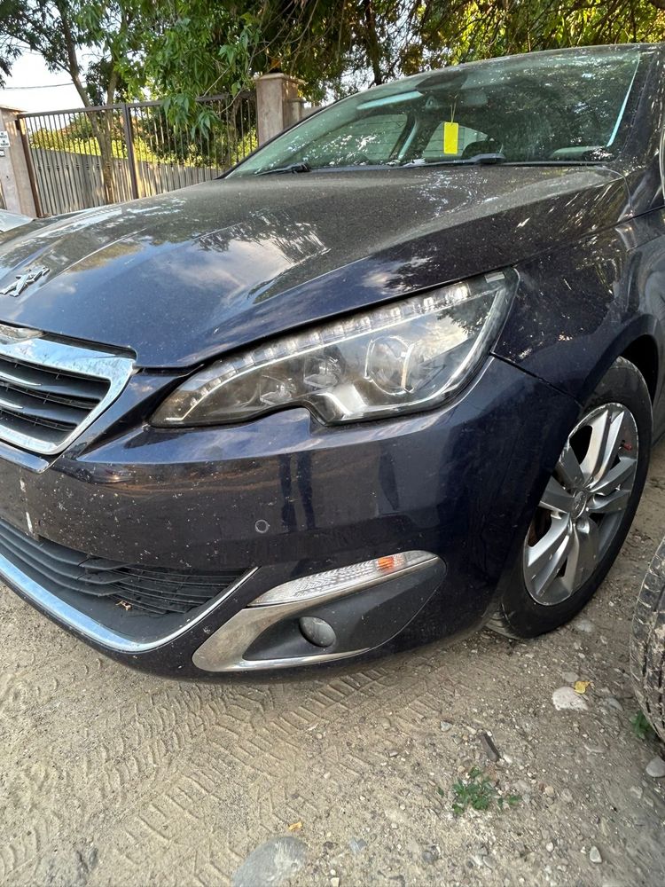 Far led stânga Peugeot 308 2016