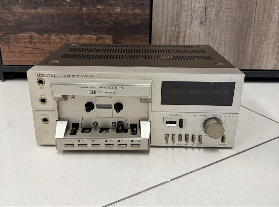 Колекционерски ретро дек BRUNS 2504 - 1982 г. - обслужен