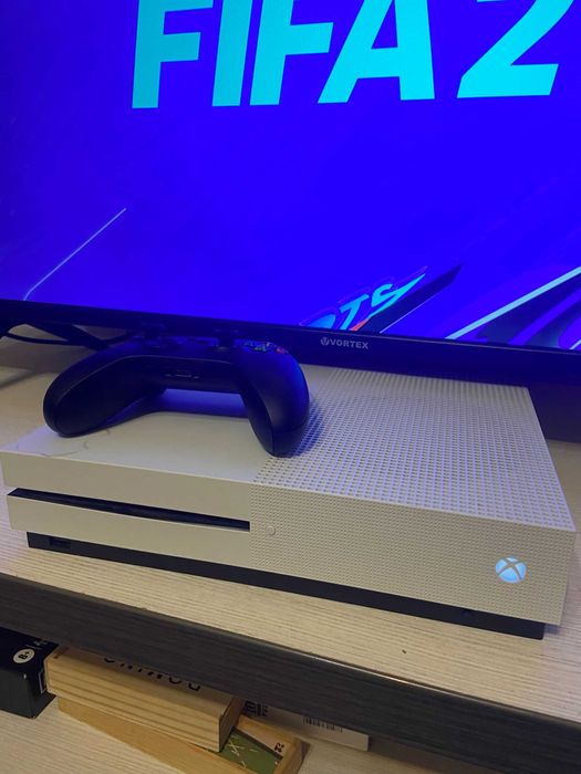 Vand/schimb xbox one s cu logitech g29/g923
