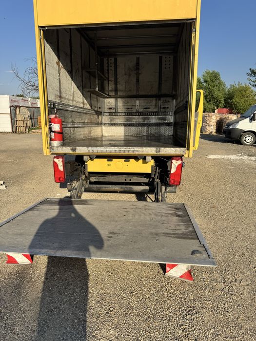 Vand/Schimb Mercedes Sprinter 413 cu lift/punte dubla
