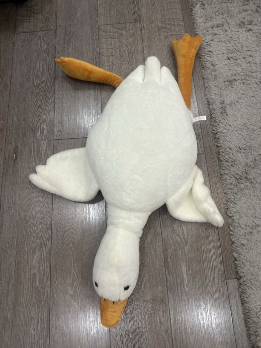 Продам мягкую игрушку и чемодан детский