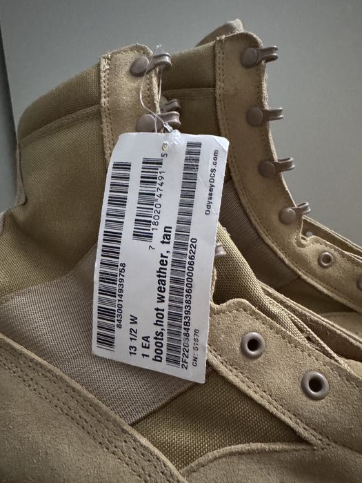 Bocanci militari noi